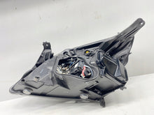 Load image into Gallery viewer, Frontscheinwerfer Opel Signum Vectra C 13170938 89312481 Xenon Rechts Headlight SCH7700373104od
