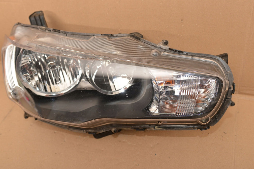 Frontscheinwerfer Mitsubishi Lancer VIII I 8301C3-38 Rechts Headlight SCH5380992859fc