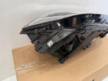 Laden Sie das Bild in den Galerie-Viewer, Frontscheinwerfer VW Touran 5TB941082D Full LED Rechts Scheinwerfer Headlight SCH5696487350zy