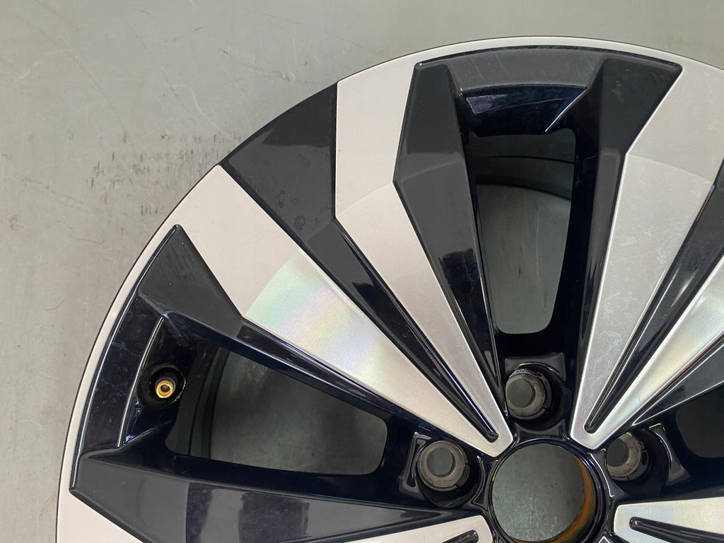 1x Alufelge 17 Zoll 6.5" 5x100 39ET Glanz Schwarz 2GM601025 VW T-Cross Rim Wheel FEL2245917727yq