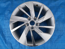 Load image into Gallery viewer, 1x Alufelge 18 Zoll 8.0&quot; 5x112 46ET 8Y0601025F Audi A3 Rim Wheel