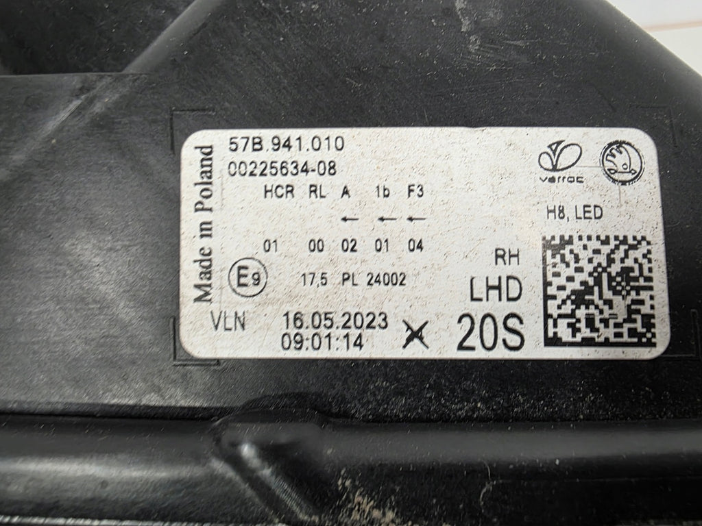 Frontscheinwerfer Skoda Karoq 57B941010 Rechts Scheinwerfer Headlight SCH8926023233ag