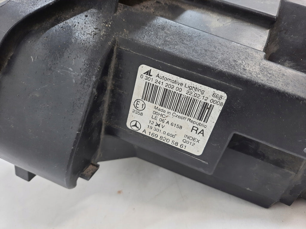 Frontscheinwerfer Mercedes-Benz W169 A1698205861C Rechts Scheinwerfer Headlight SCH8377213305he