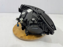 Laden Sie das Bild in den Galerie-Viewer, Frontscheinwerfer Mercedes-Benz W177 A1779062605 LED Rechts Headlight SCH7688150360fv
