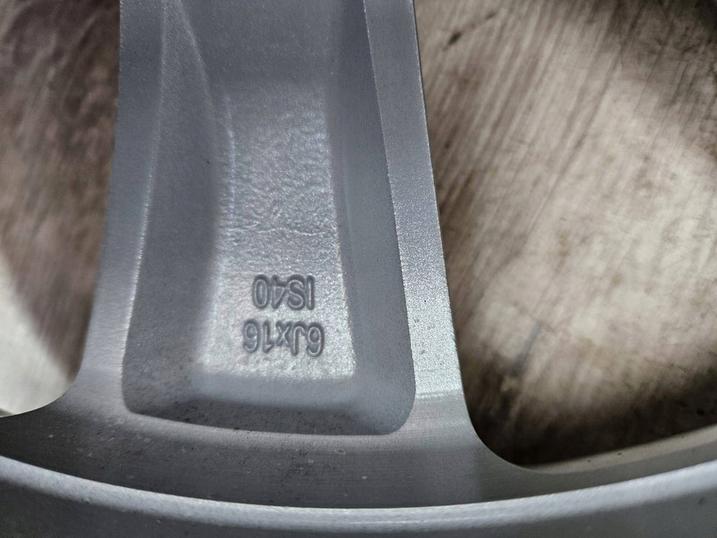 1x Alufelge 16 Zoll 13374019 Opel Corsa E D Rim Wheel FEL1941371686tz