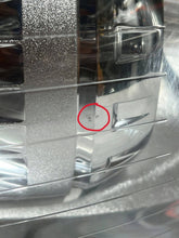 Laden Sie das Bild in den Galerie-Viewer, Frontscheinwerfer Mercedes-Benz W251 A2518260191 Rechts Scheinwerfer Headlight SCH6535448256nx