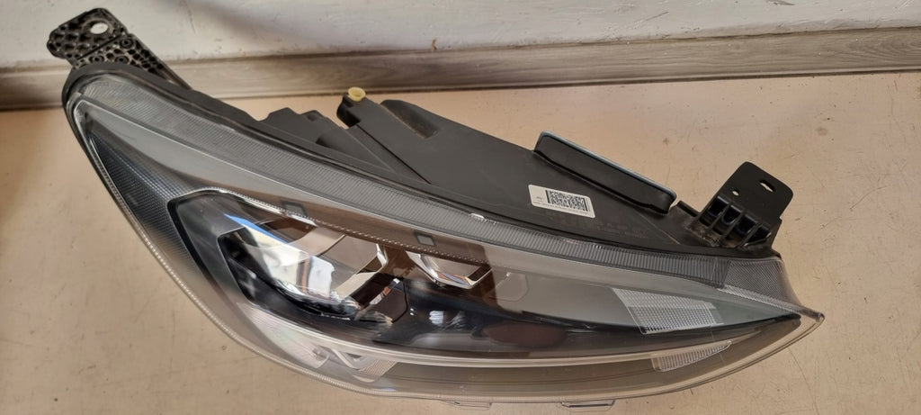 Frontscheinwerfer Ford Focus MX7B-13E014-ED LED Rechts Scheinwerfer Headlight SCH5750519720sz