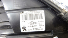 Load image into Gallery viewer, Frontscheinwerfer Peugeot 308 9677523080 Links Scheinwerfer Headlight SCH9205518322kb