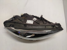 Laden Sie das Bild in den Galerie-Viewer, Frontscheinwerfer Mercedes-Benz W177 A1779065704 A1779065804 Ein Satz Headlight SCH4121853260vi