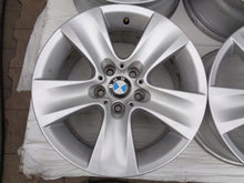 Laden Sie das Bild in den Galerie-Viewer, 4x Alufelge 17 Zoll 8.0" 5x120 30ET Glanz Silber 6790172 BMW F11 F10 F12 F13 FEL1934936595wa