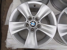 Laden Sie das Bild in den Galerie-Viewer, 4x Alufelge 17 Zoll 8.0" 5x120 30ET Glanz Silber 6790172 BMW F11 F10 F12 F13 FEL1934936595wa