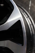 Load image into Gallery viewer, 1x Alufelge 17 Zoll 7.0" 5x108 47 5ET Glanz Schwarz L1TC-1007-DA Ford Puma FEL7762003528by