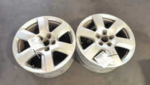 Load image into Gallery viewer, 1x Alufelge 17 Zoll Audi A8 Rim Wheel FEL7495068636kw