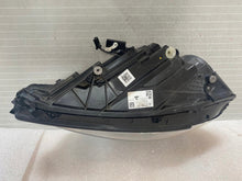 Laden Sie das Bild in den Galerie-Viewer, Frontscheinwerfer Mercedes-Benz W177 A1779064703 LED Links Headlight SCH5267121337yc