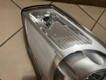 Laden Sie das Bild in den Galerie-Viewer, Frontscheinwerfer Hyundai H1 H-1 92102-4H000 Rechts Scheinwerfer Headlight