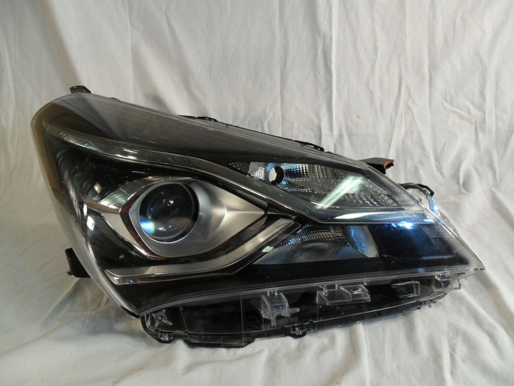 Frontscheinwerfer Toyota Yaris B01720073 Rechts Scheinwerfer Headlight SCH7402130254ea