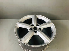 Load image into Gallery viewer, 1x Alufelge 20 Zoll 9.0&quot; 5x130 60ET 4L0601025H Audi Q7 Rim Wheel