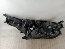 Load image into Gallery viewer, Frontscheinwerfer Toyota Yaris LED Ein Stück (Rechts oder Links) Headlight SCH2579685919dt