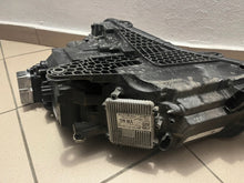 Laden Sie das Bild in den Galerie-Viewer, Frontscheinwerfer Skoda Superb III 3V1941016D Rechts Scheinwerfer Headlight SCH8764000556xs