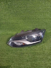 Laden Sie das Bild in den Galerie-Viewer, Frontscheinwerfer VW Polo 6R1941007F Links Scheinwerfer Headlight SCH4749810314xf