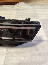 Laden Sie das Bild in den Galerie-Viewer, Frontscheinwerfer Opel Astra L 9851881180 LED Rechts Scheinwerfer Headlight SCH9426241724hp