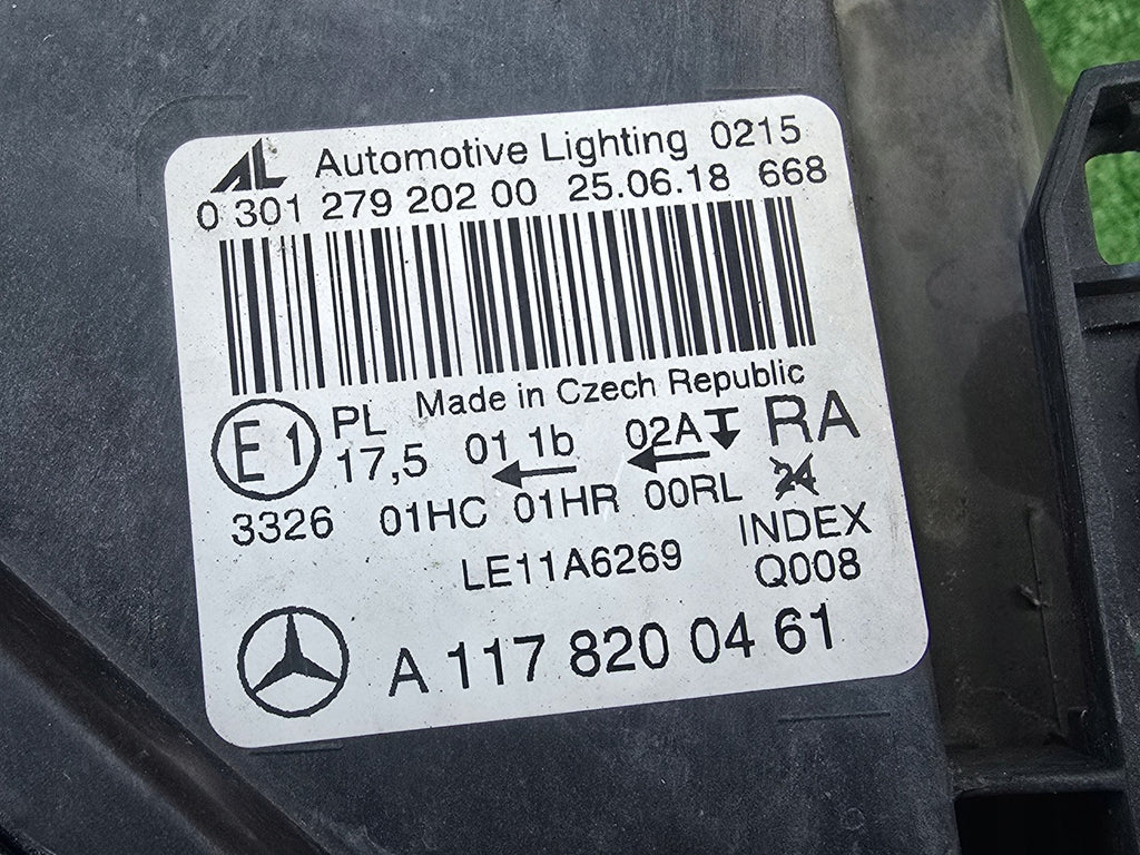 Frontscheinwerfer Mercedes-Benz Cla A1178200461 Rechts Scheinwerfer Headlight SCH3011041036yi