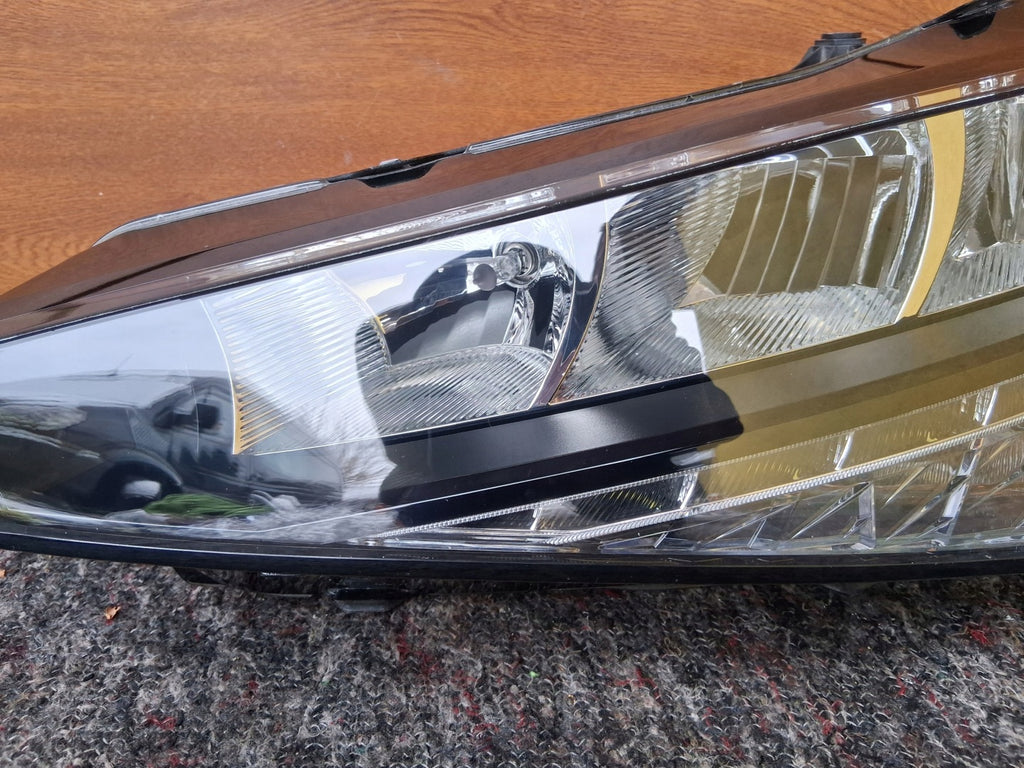 Frontscheinwerfer Skoda Scala 657941015 Full LED Links Scheinwerfer Headlight SCH9103229315yn