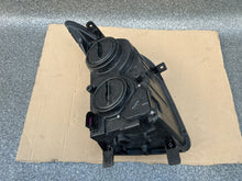 Load image into Gallery viewer, Frontscheinwerfer VW Crafter 2E1941005 Links Scheinwerfer Headlight SCH3883815017nh