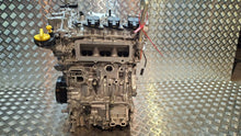 Load image into Gallery viewer, Motor Renault E-Tech H5FA600 1.2 TCE 11TKm 2022 Benzin Engine Unkomplett MOT4721156777wx