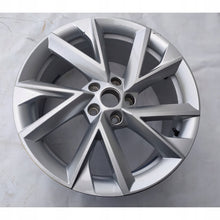 Load image into Gallery viewer, 1x Alufelge 19 Zoll 3V0601025CH Skoda Superb III Octavia Rim Wheel FEL8951324595oh