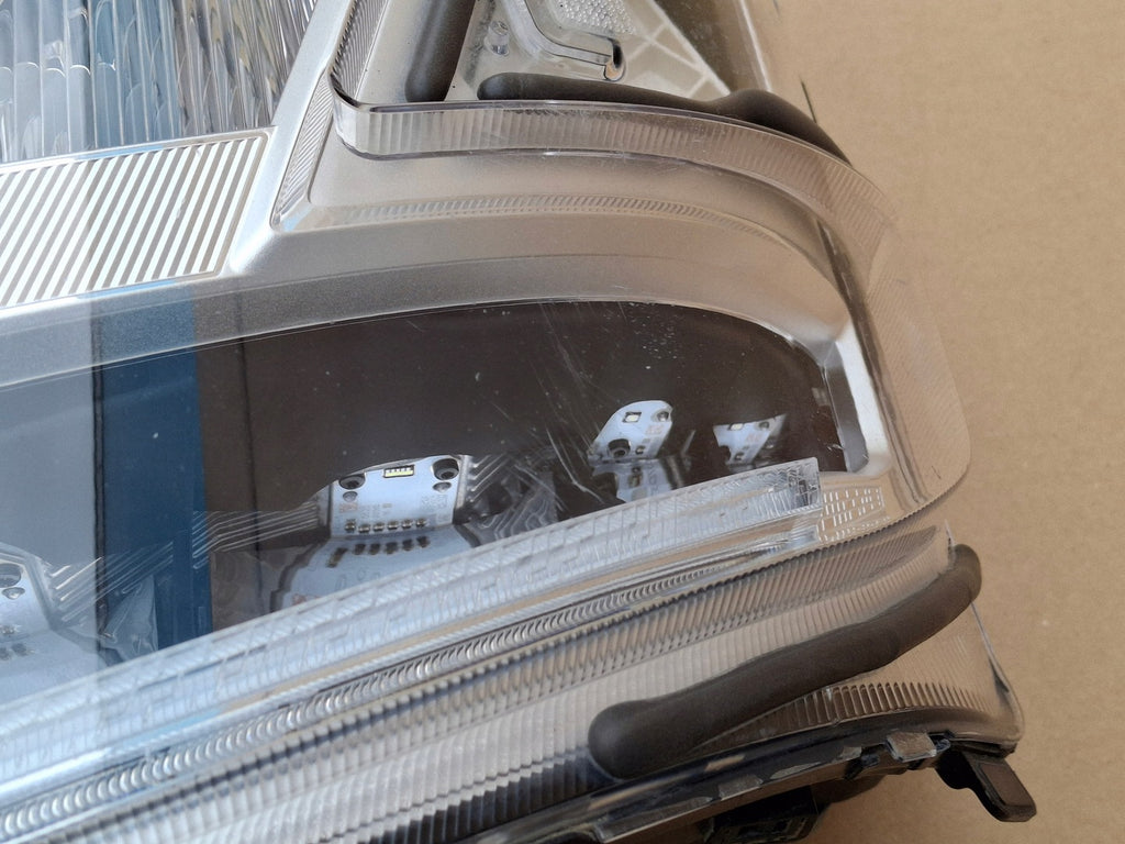 Frontscheinwerfer Volvo 23752680 LED Links Scheinwerfer Headlight SCH7885979004xf