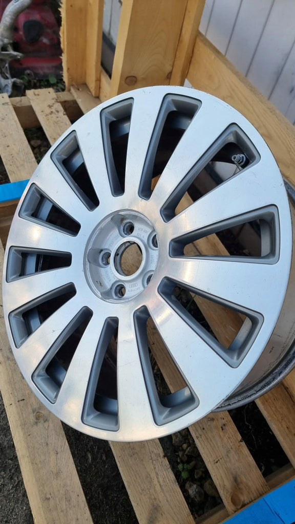 1x Alufelge 19 Zoll 8.5" 5x112 45ET Glanz Silber 4E0601025N Audi A8 Rim Wheel FEL1999993958hx