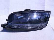 Laden Sie das Bild in den Galerie-Viewer, Frontscheinwerfer Skoda Fabia III 6V1941015B Links Scheinwerfer Headlight SCH5947967487ua