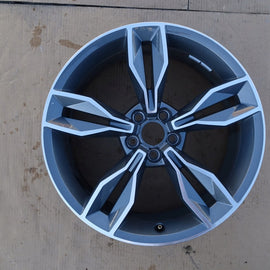 1x Alufelge 18 Zoll 7.5