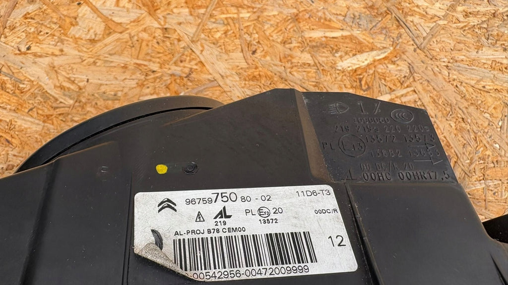 Frontscheinwerfer Citroën C4 Picasso II 9675975080 Xenon Rechts Headlight