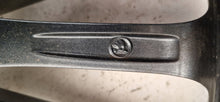 Load image into Gallery viewer, 1x Alufelge 18 Zoll 7.5&quot; 5x112 46ET Glanz 3T0601025Q Skoda Superb Rim Wheel