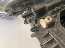 Load image into Gallery viewer, Frontscheinwerfer BMW X1 F48 7495003 7495004 Ein Satz Scheinwerfer Headlight SCH4177147711qp
