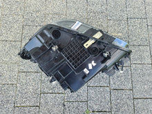 Laden Sie das Bild in den Galerie-Viewer, Frontscheinwerfer BMW X1 F48 7472220 Rechts Scheinwerfer Headlight SCH1772859291mv