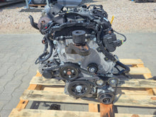 Load image into Gallery viewer, Motor Hyundai Kia Ix35 Carens IV D4FD 1.7 CRDI 174TKm Diesel Engine Unkomplett