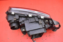 Laden Sie das Bild in den Galerie-Viewer, Frontscheinwerfer Volvo S80 30744161 Rechts Scheinwerfer Headlight SCH5399844762yl