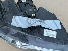 Laden Sie das Bild in den Galerie-Viewer, Frontscheinwerfer Seat Ateca 576941008D LED Rechts Scheinwerfer Headlight SCH1677612870yw