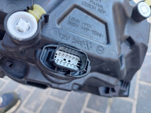 Load image into Gallery viewer, Frontscheinwerfer Ford Focus MX7B13E015-EB Full LED Rechts oder Links SCH7646009340ul
