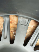 Load image into Gallery viewer, 1x Alufelge 18 Zoll 8.0" 5x114.3 Toyota Camry Rim Wheel FEL2847942195xx