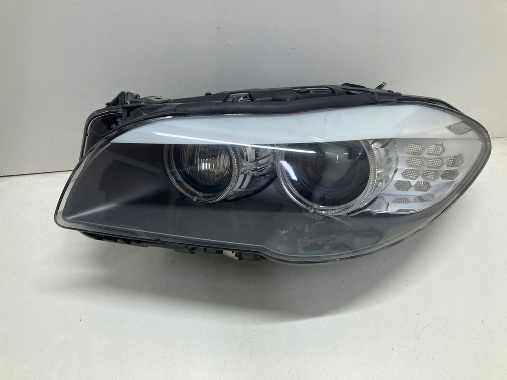 Frontscheinwerfer BMW 5 F11 F10 A9720325114 Xenon Ein Stück (Rechts oder Links)