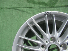 Laden Sie das Bild in den Galerie-Viewer, 1x Alufelge 17 Zoll 8.0" 5x120 53ET Glanz Silber 7846783 BMW 2 F22 1 F21 F20 FEL1766464324mc