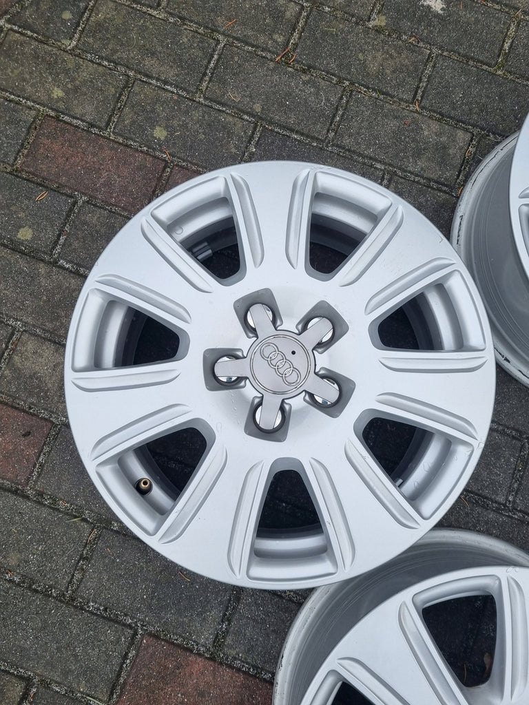 4x Alufelge 16 Zoll 6.5" 5x112 33ET Glanz Silber 8U0601025 Audi Rim Wheel