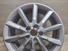 Laden Sie das Bild in den Galerie-Viewer, 1x Alufelge 17 Zoll 5x112 Schwarz 8U0601025B Audi Q3 Rim Wheel FEL3617721642vo