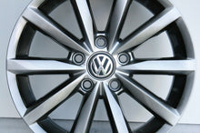 Load image into Gallery viewer, 4x Alufelge 16 Zoll 6.5" 5x112 Glanz 5G0601025BQ VW Passat Beetle Touran Jetta FEL3714780751td