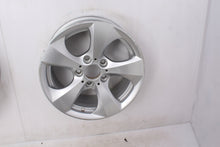 Load image into Gallery viewer, 1x Alufelge 16 Zoll 7.0&quot; 5x120 31ET Glanz Silber 6795806 BMW 1 Rim Wheel