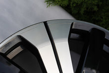 Laden Sie das Bild in den Galerie-Viewer, 1x Alufelge 19 Zoll 7.5" 5x112 50,5ET 32143627 Volvo Xc60 Xc40 Rim Wheel